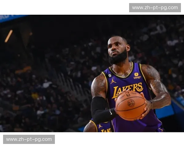 巅峰对决，复刻辉煌：湖人vs掘金西决回放，带你重温那场令世界窒息的紫金与金块之战