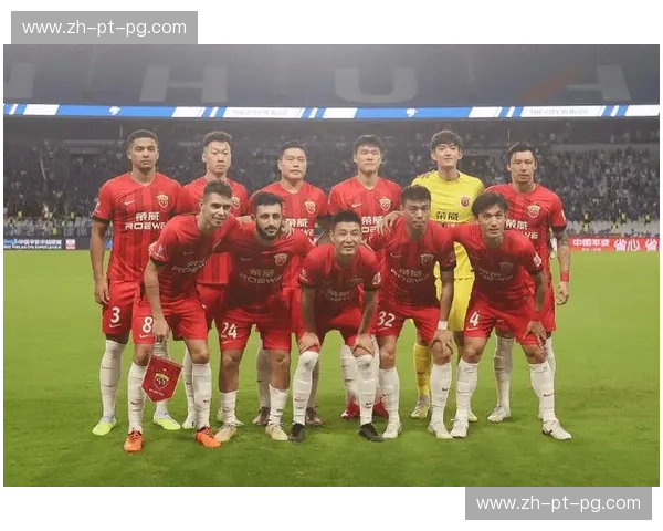 巅峰对决！贵州队能否在上港主场掀翻“东亚”巨龙？